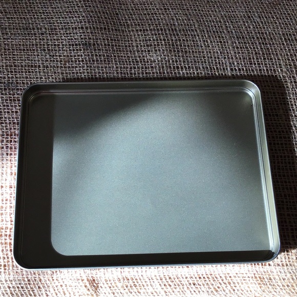 Vintage 1998 Oreo cookie tin. 100 year celebration. - Picture 8 of 10